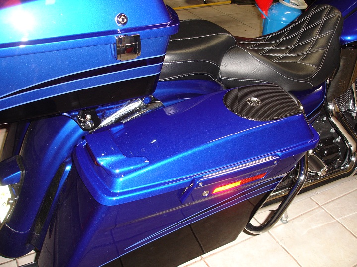 HD Saddlebag Speaker Lids with the Boom Speaker Kit Harley Davidson